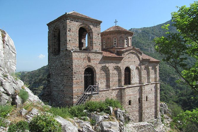 wonderful-bridges-bachkovo-monastery-assens-fortress-day-tour-from-plovdiv