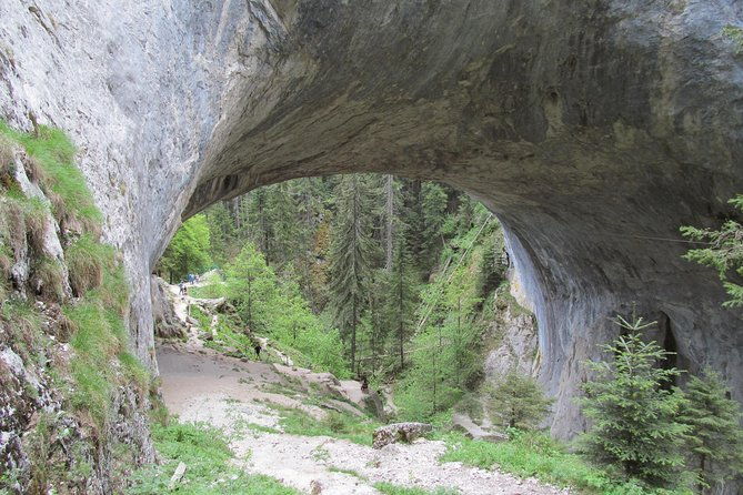 wonderful-bridges-bachkovo-monastery-assens-fortress-day-tour-from-plovdiv