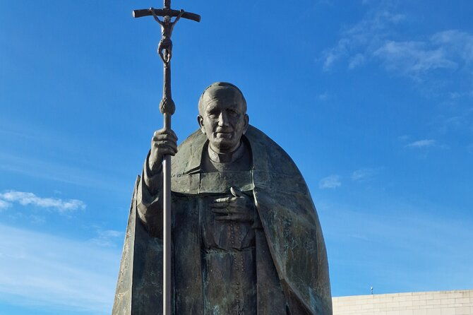 wonderful-private-full-day-tour-in-fatima-nazare-obidos