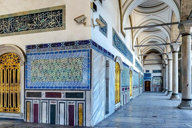 wonderful-topkapi-palace-with-harem-and-hagia-sophia-private-tour