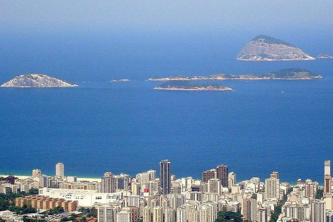 wonderful-tour-to-the-cagarras-islands-with-an-underwater-flight-freedom-and-fresh-air-on-the-sea