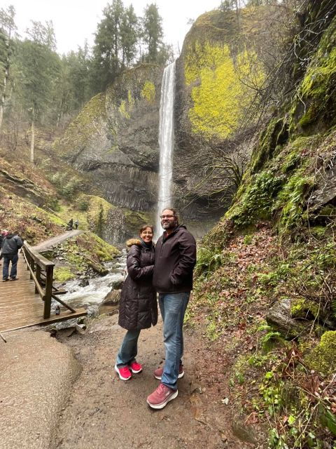 wonderful-waterfalls-and-columbia-river-gorge-tour