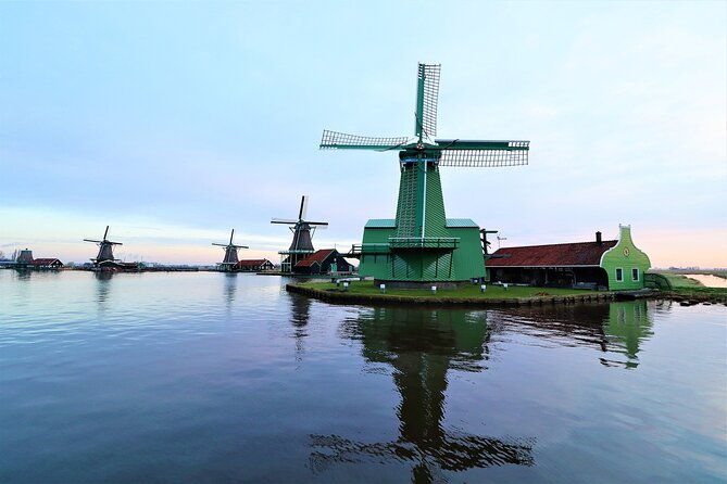 wonderful-windmills-of-zaanse-schans-e-bike-tour-from-amsterdam