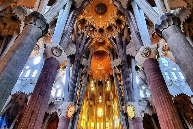 wonders-of-gaudi-parc-guell-and-sagrada-familia-2