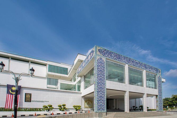 Wonders of KL with a Personal Driver - Key Points