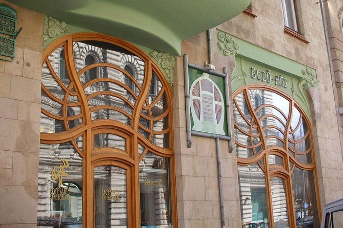wonders-of-secession-in-budapest-a-private-tour-by-car-and-guide