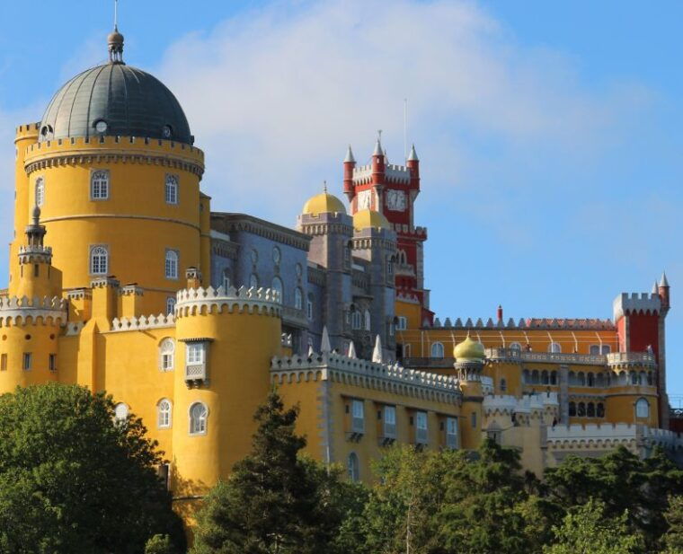 wonders-of-sintra-cascais-private-tour-2