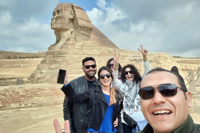 Wonders of the ancient world: Pyramids of Giza, Memphis and Saqqara - Value for Money