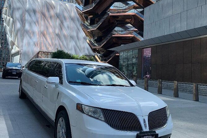 woodbury-common-premium-outlet-shopping-private-day-trip-by-limousine-from-nyc