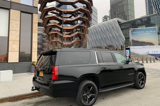 woodbury-common-premium-outlet-shopping-private-day-trip-by-suv-from-nyc-2