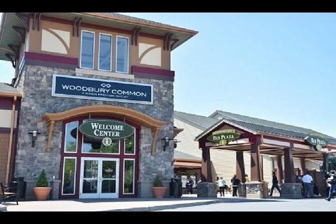 Woodbury Commons Shopping in NEW MKT Limousine - Practical Tips for Your Trip
