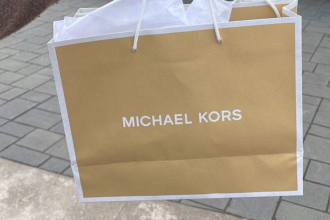 woodbury-outlet-7-hours-shopping-up-to-5pax