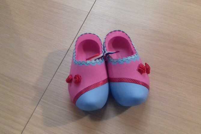 wooden-shoes-painting-private-workshop-in-simonehoeve