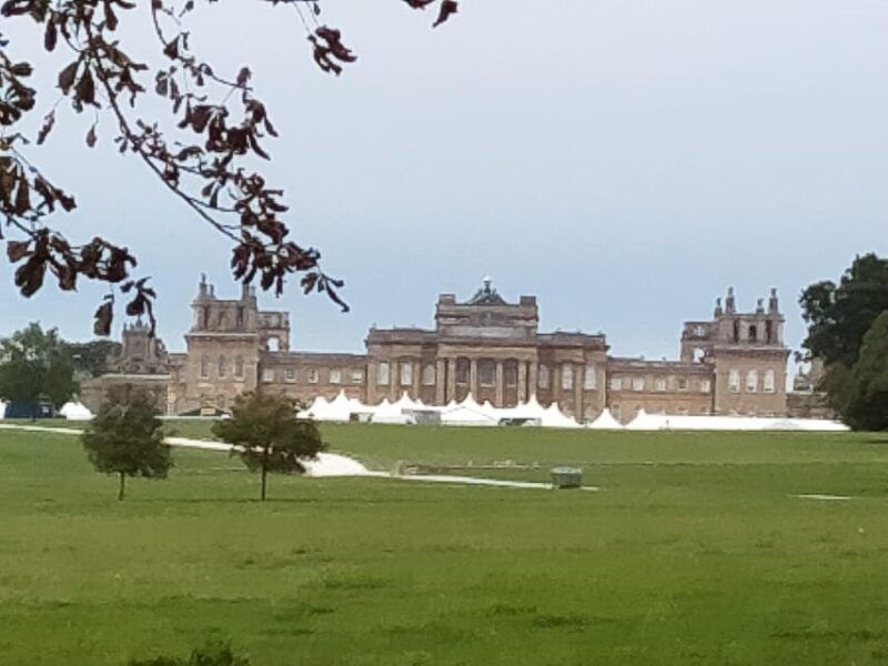 woodstock-village-blenheim-walk