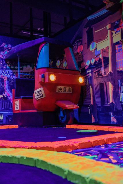 woop-glow-golf-ljubljana-btc-city