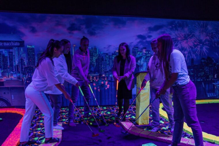 woop-glow-golf-ljubljana-btc-city