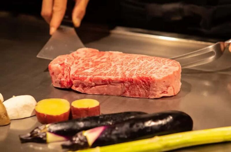 World-Class Kobe Beef Teppanyaki in Osaka Orientalhotel - Price and Value