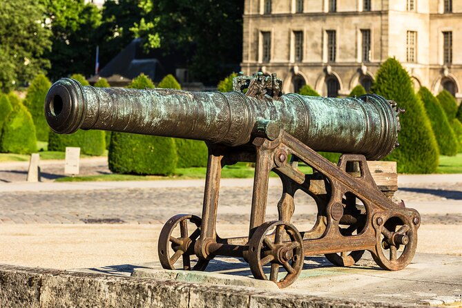 world-war-ii-in-paris-private-tour-with-les-invalides-museum