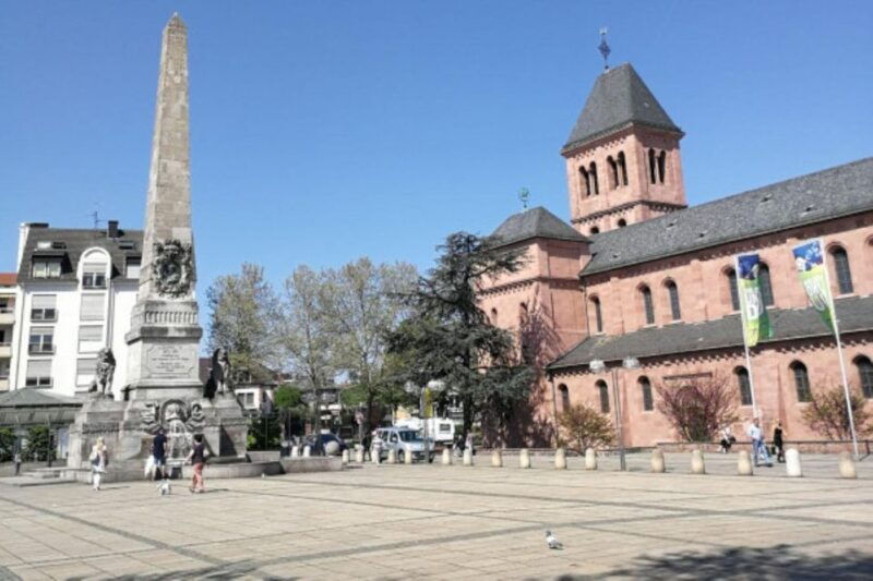 worms-historic-walking-tour-with-heike