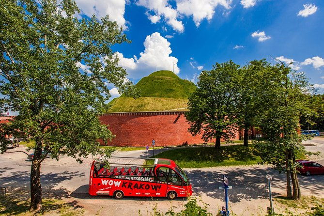 wowkrakow-hop-on-hop-off-bus-24h-ticket