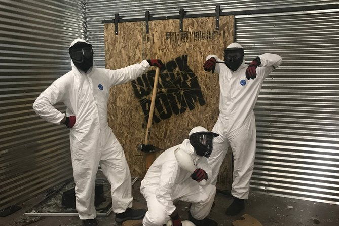 wreck-room-a-destruction-experience-standard-wrecking