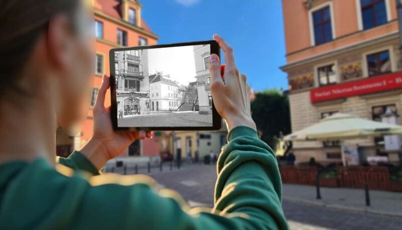 Wrocaw: Historical Tour with Tablets and Guide - Practical Details and Tips