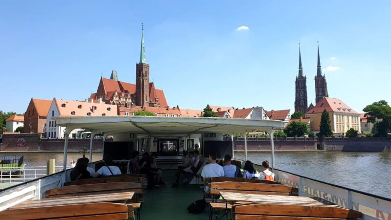 wroclaw-boat-cruise-with-a-licensed-guide-1-hour