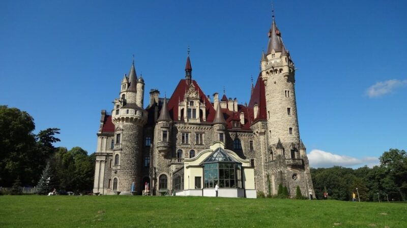 wroclaw-castle-in-moszna-private-guided-tour-2
