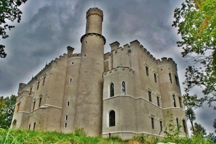 wroclaw-day-tour-to-giant-mountains-karpacz-palaces-valley