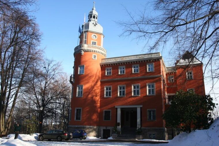 wroclaw-day-tour-to-giant-mountains-karpacz-palaces-valley