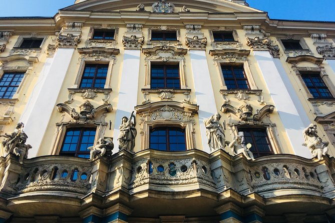 wroclaw-grand-city-private-tour-with-japanise-garden-and-panorama-painting