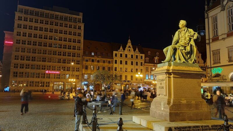 wroclaw-guided-city-night-tour-2-hours