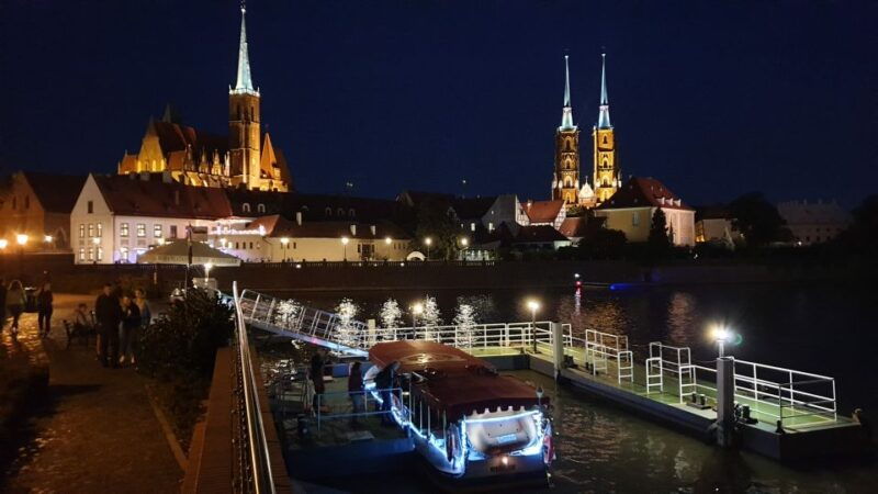 wroclaw-old-city-night-walk-and-gondola-ride