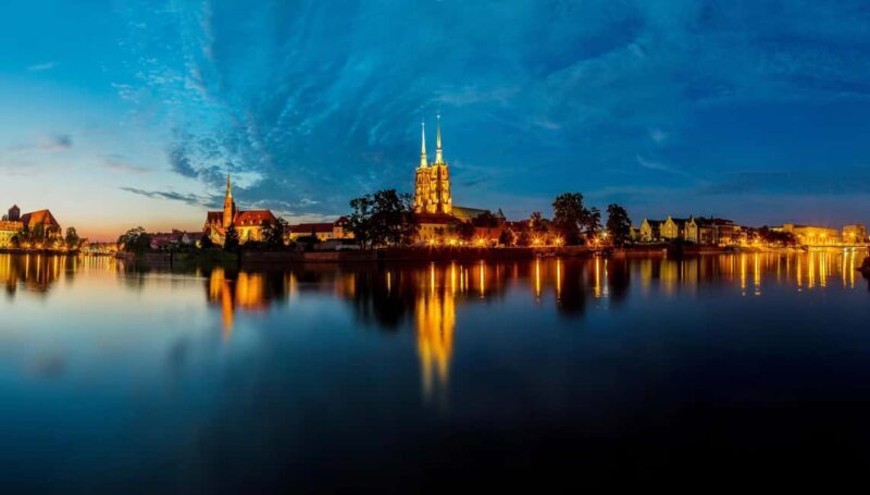 Wroclaw: Old Town Nighttime Cruise Ticket - FAQ