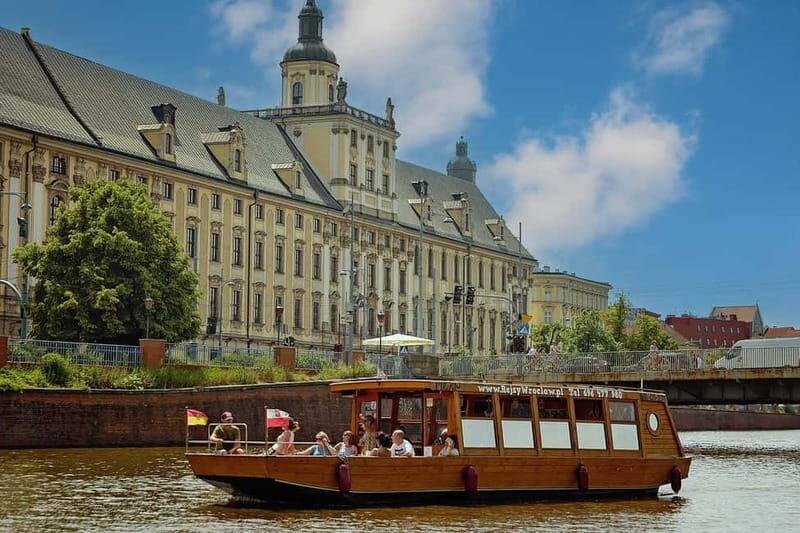 Wroclaw: Old Town Nighttime Cruise Ticket - FAQ