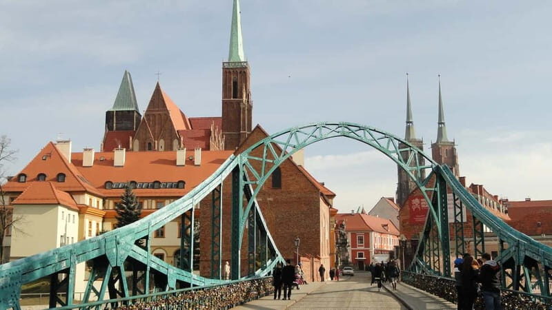 Wroclaw: Old Town, Ostrów Tumski, and Dwarves Guided Tour - Who Will Love This Tour?