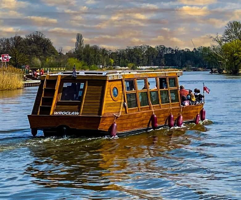 Wroclaw: Old Town Sunset Boat Cruise - Key Points