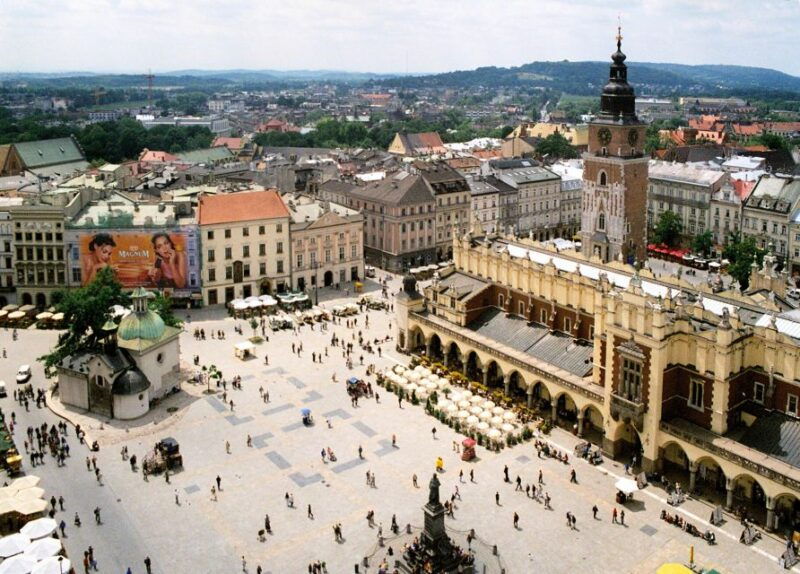 wroclaw-private-tour-to-krakow-with-transport-and-guide