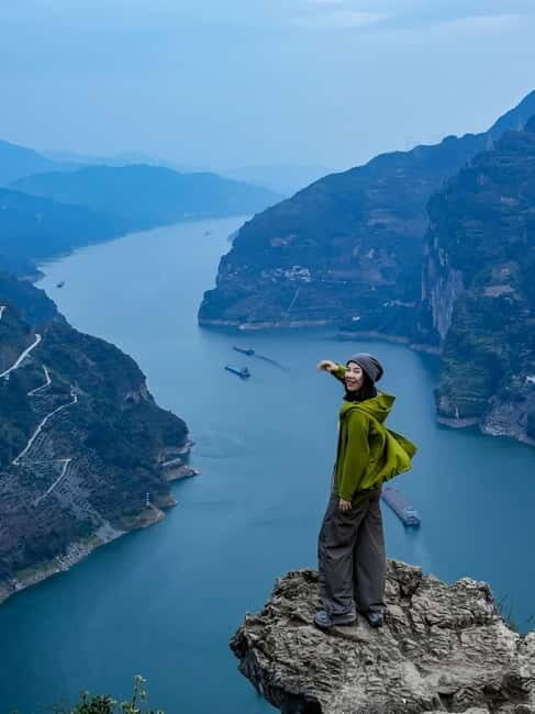 Wuhan: 2-Day Xiling Gorge & Three Gorges Waterfall Tour - FAQ