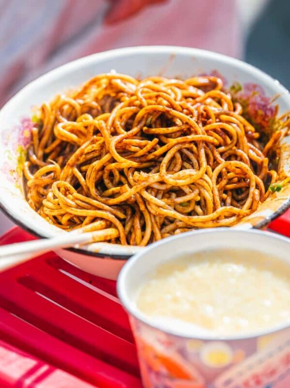 Wuhan Breakfast Walk: Markets, Street Food & Special Coffee - Key Points