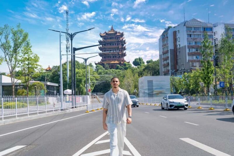 Wuhan: Yellow Crane Tower and Hubu Alley Guided Tour - Exploring Wuhans Top Highlights