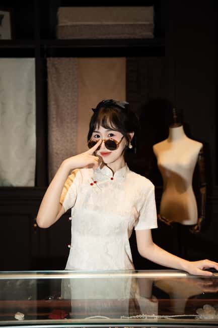 Wuhan: Yellow Crane Tower, East Lake & Hankow Tour - Exploring the Hankow Historic District: Art Deco & Colonial Charm