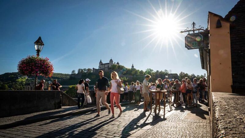 Würzburg: Brückenschoppen (guided tour with wine) - Key Points