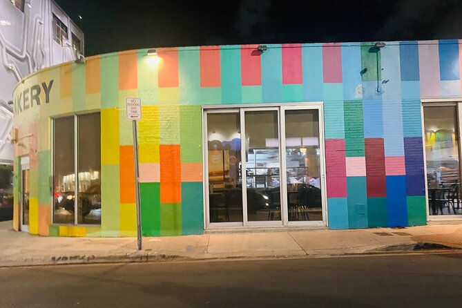 wynwood-graffiti-golf-cart-tour-after-dark