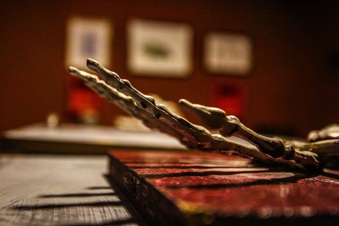 xcape-room-bcn-corpse-gallery-escape-room-barcelona