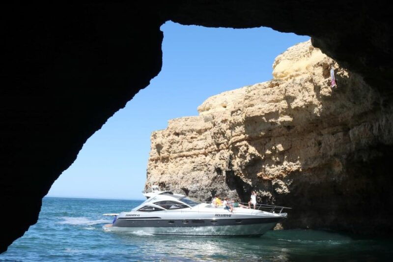 xclusive-luxury-yacht-albufeira