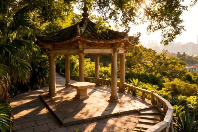 Xiamen: Gulangyu Island and Riguang Rock Day Tour - Key Points