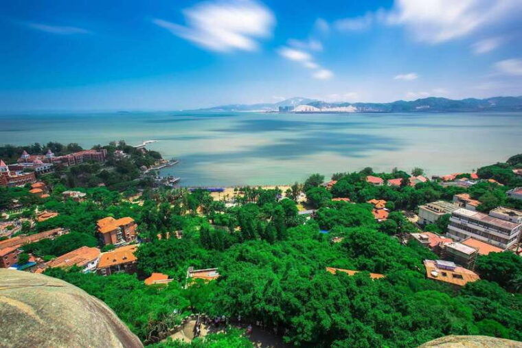 xiamen-gulangyu-island-highlights-tour-with-culturescenery