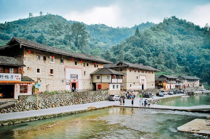 Xiamen Private Day Tour to Tianluokeng Tulou Cluster and Hekeng Tulou - What Makes This Tour Stand Out?