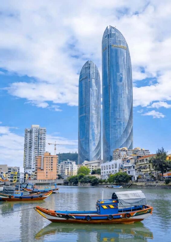 Xiamen: Private Walk Tour with temple, old alleys, Food& Tea - FAQs